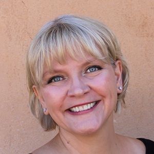 Meet your Posher, Jeanette